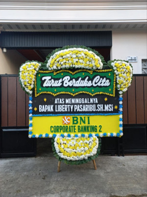 Papan Bunga Duka di Cirangrang