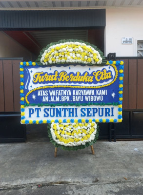 Papan Bunga Duka di Cirangrang