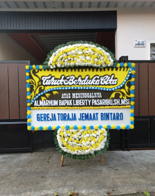 Papan Bunga Duka di Cirangrang